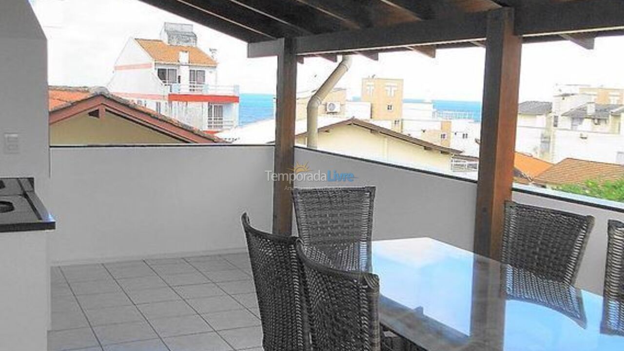 Apartment for vacation rental in Bombinhas (Praia de Bombas)