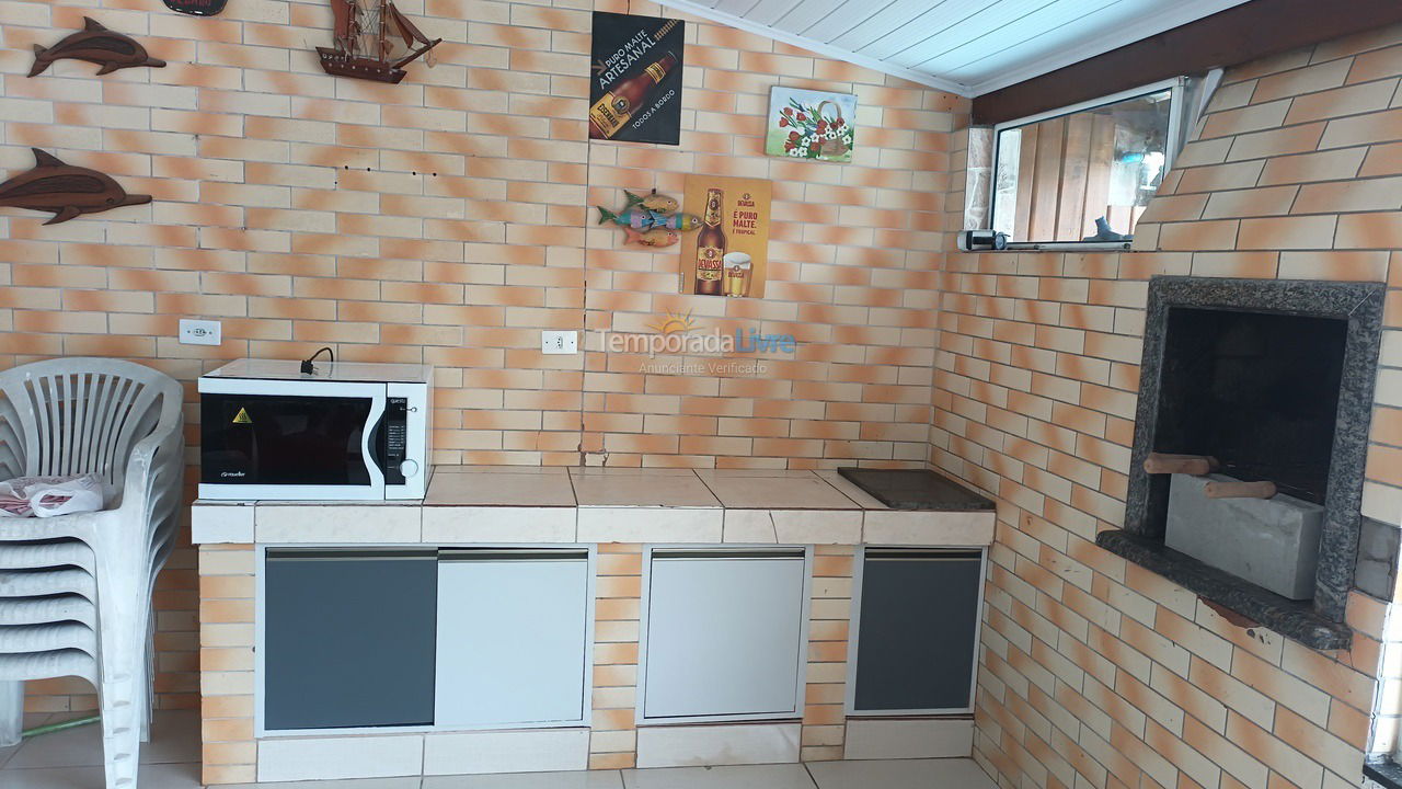 House for vacation rental in Itapoá (Barra do Saí)