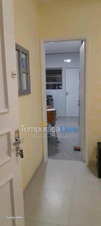 Apartamento para aluguel de temporada em Praia Grande (Vila Tupi)