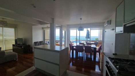 APARTMENT ON THE SAND WITH PANORAMIC VIEW OF INGLESES BEACH