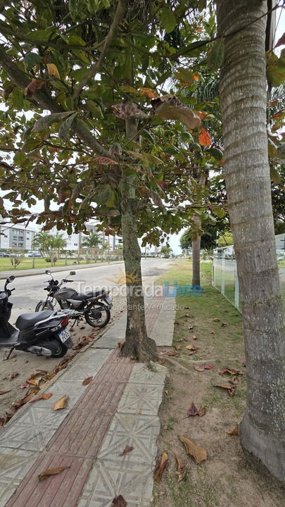 Apartamento para aluguel de temporada em Florianopolis (Praia dos Ingleses)