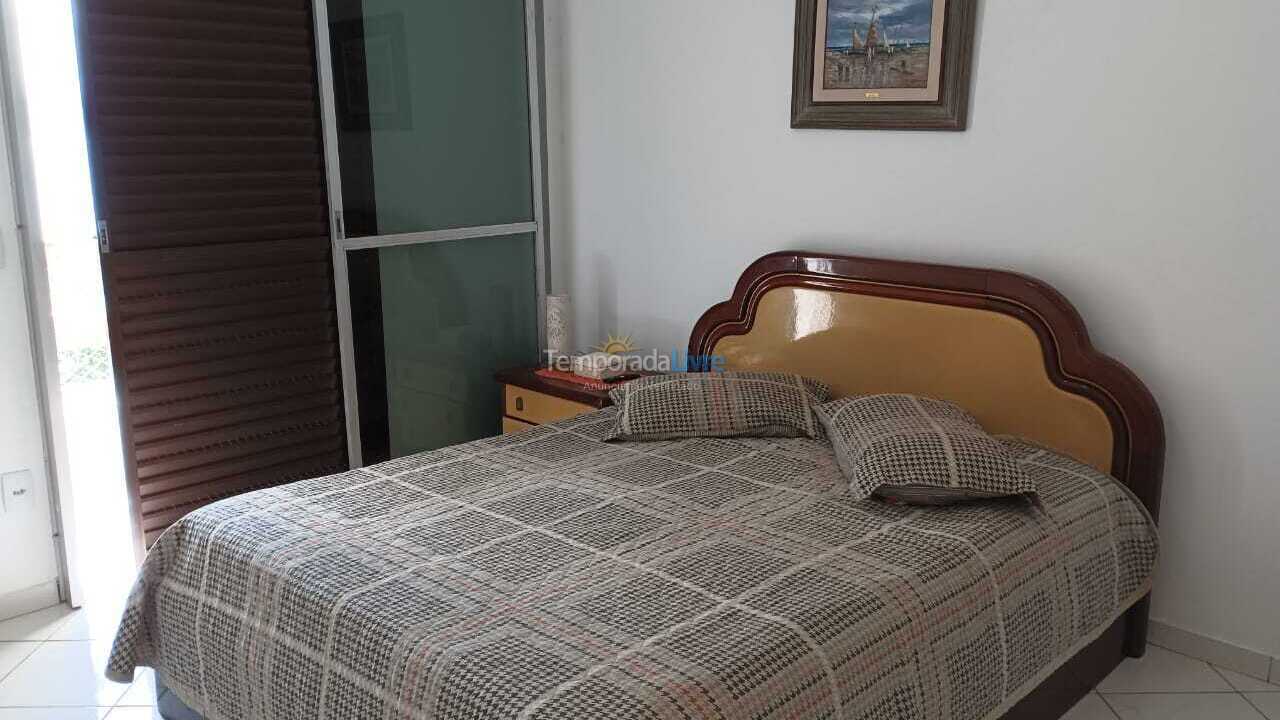 Apartment for vacation rental in Ubatuba (Praia das Toninhas)