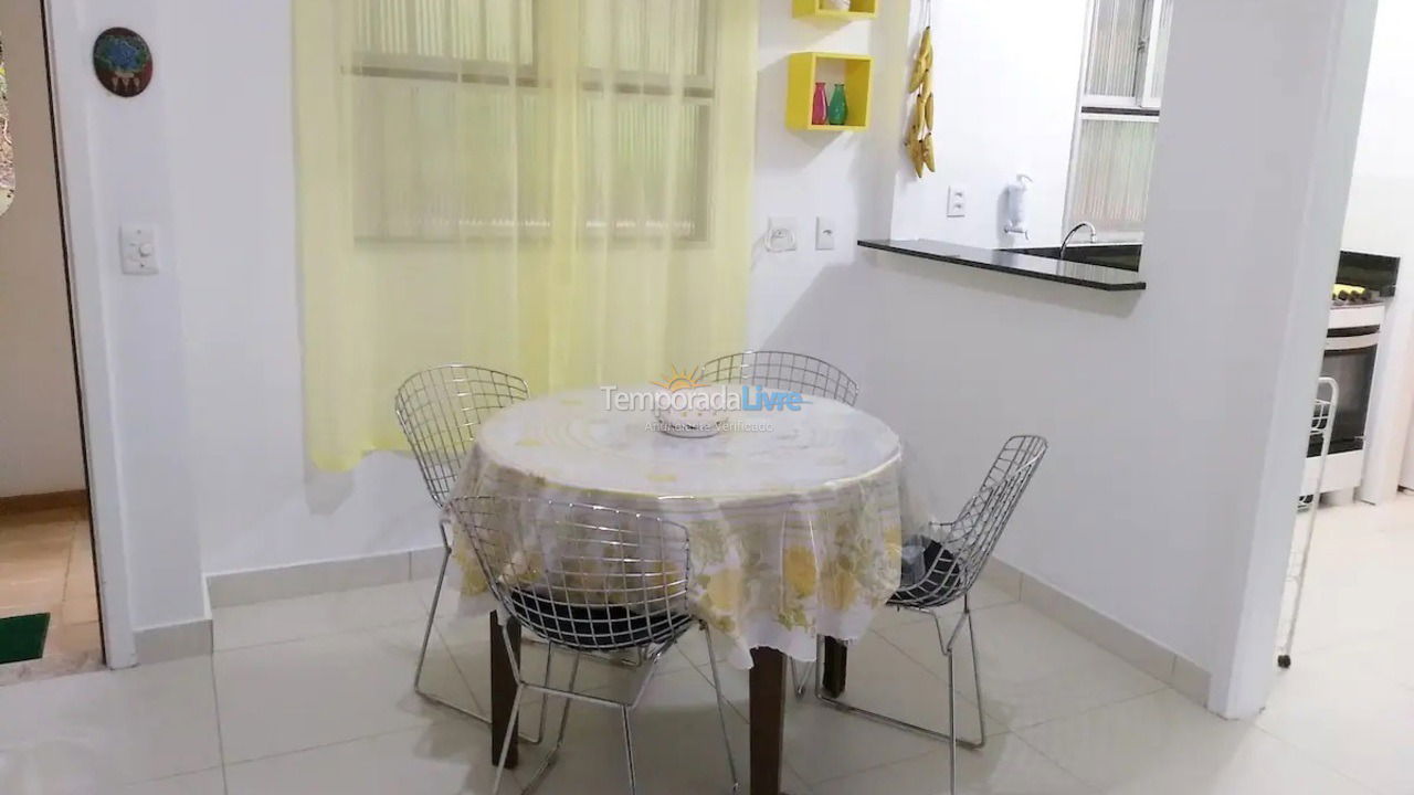 Apartment for vacation rental in Ubatuba (Praia das Toninhas)