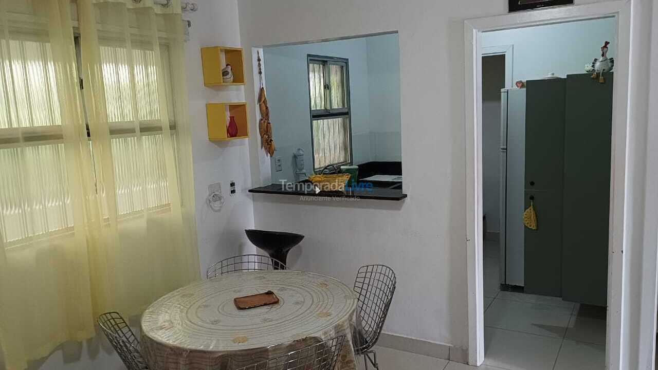 Apartment for vacation rental in Ubatuba (Praia das Toninhas)