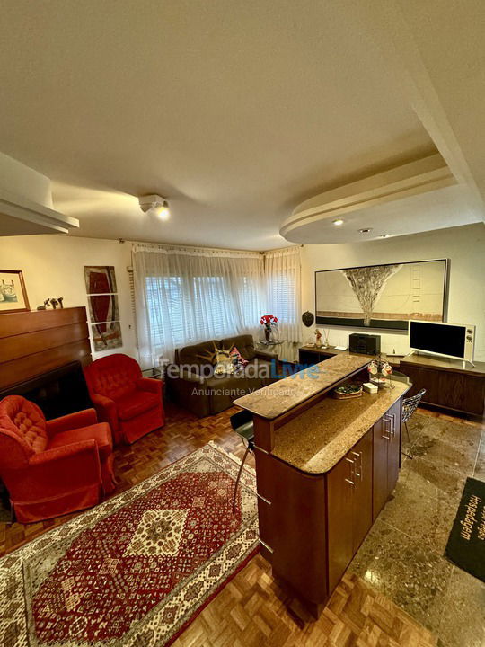 Apartamento para aluguel de temporada em Gramado (Bela Vista)