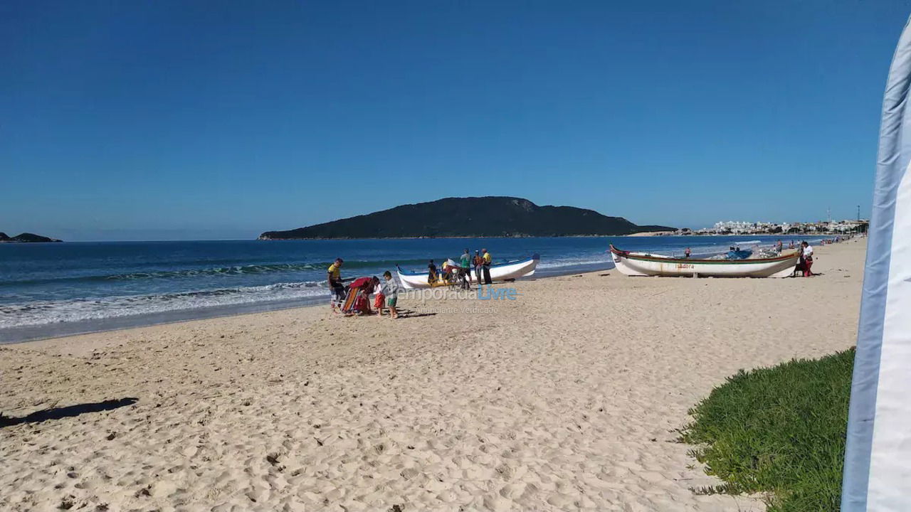 Apartamento para aluguel de temporada em Florianopolis (Praia dos Ingleses)