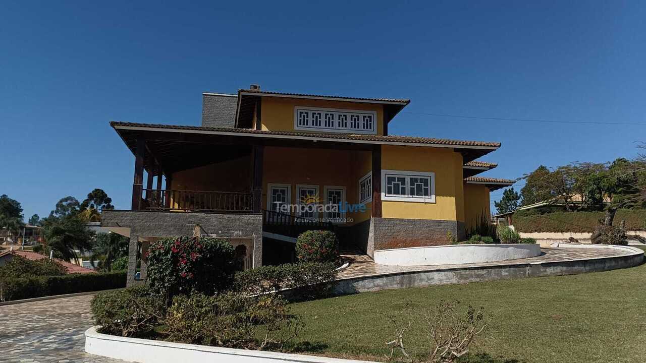 Casa para aluguel de temporada em Mairinque (Condomínio Vale do Sol)