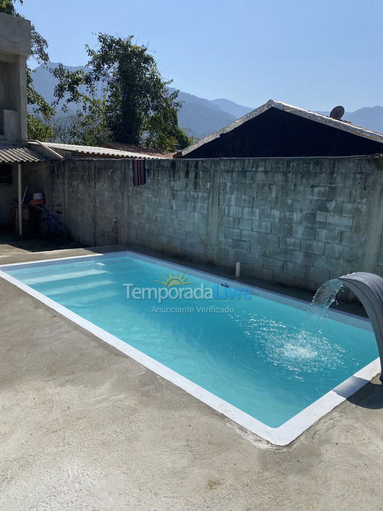 Casa para alquiler de vacaciones em Ubatuba (Maranduba)