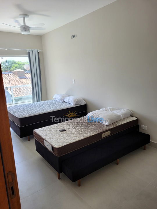 House for vacation rental in Itapoá (Balneário Cambiju)