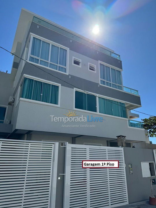 Casa para aluguel de temporada em Bombinhas (Canto Grande)