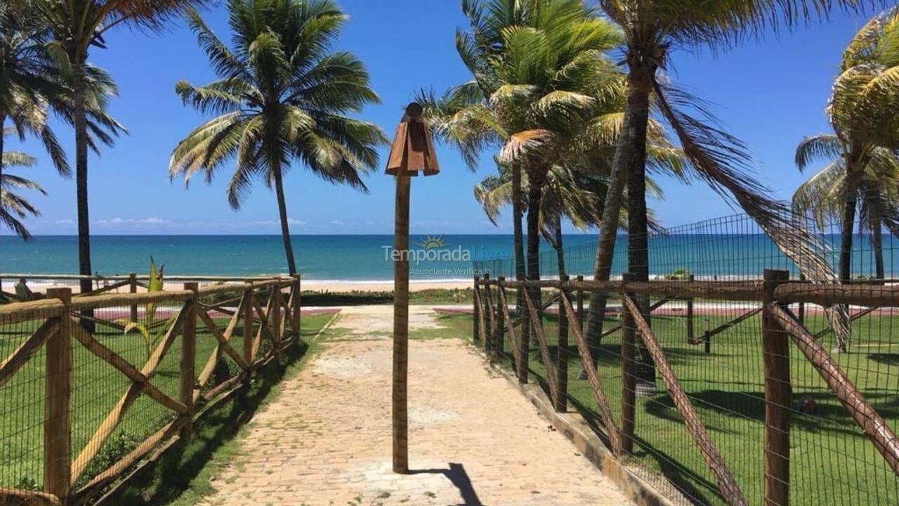 Casa para aluguel de temporada em Camaçari (Praia de Guarajuba)