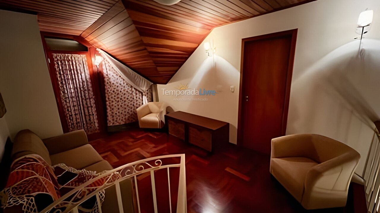 Apartment for vacation rental in Campos do Jordão (Capivari)