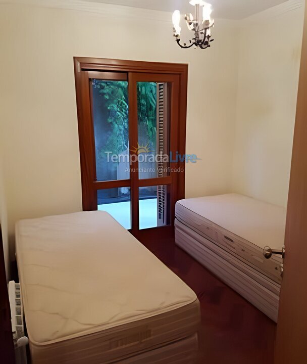 Apartamento para alquiler de vacaciones em Campos do Jordão (Capivari)