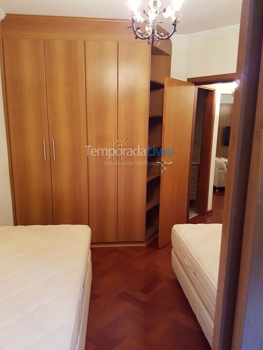 Apartamento para alquiler de vacaciones em Campos do Jordão (Capivari)