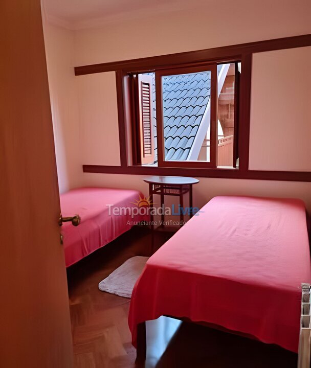 Apartment for vacation rental in Campos do Jordão (Capivari)