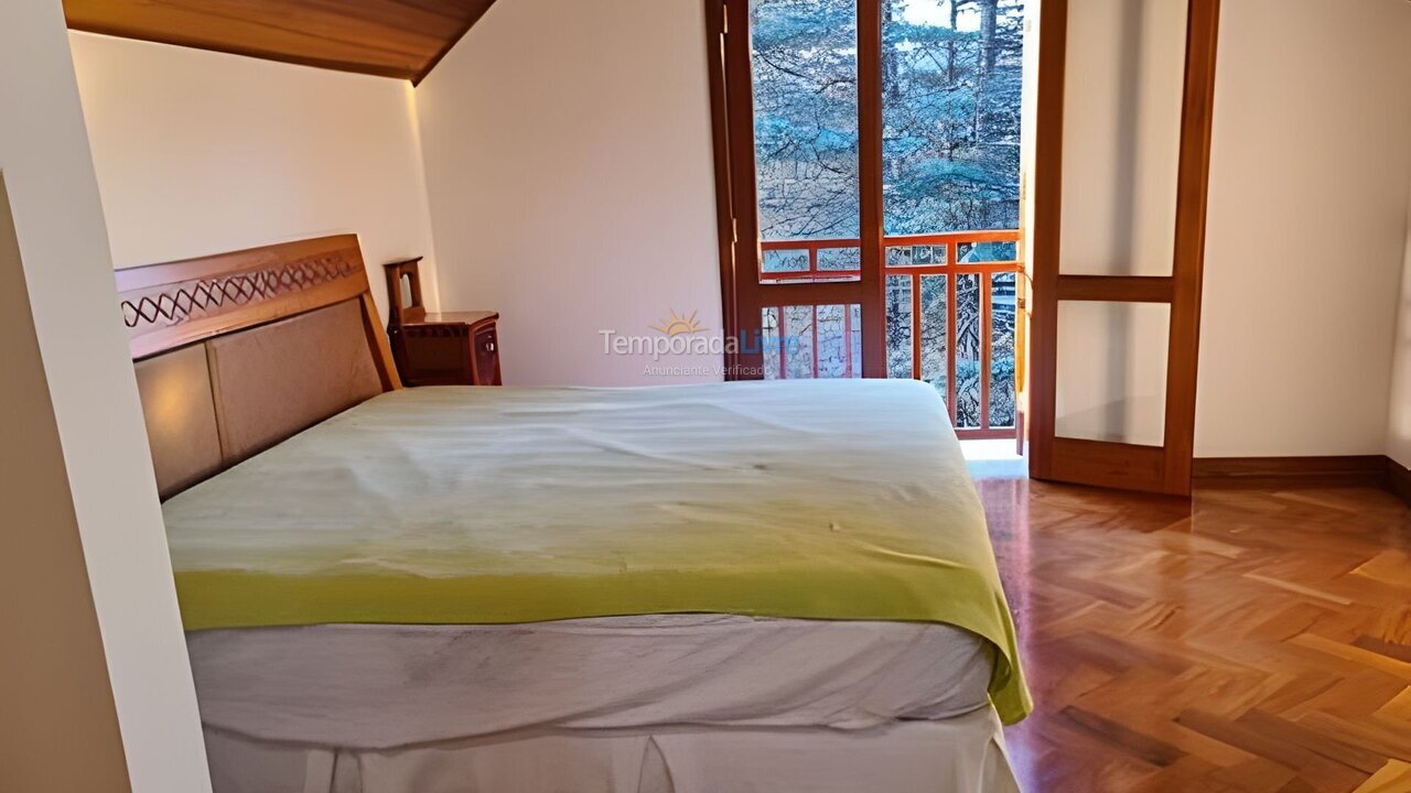 Apartamento para aluguel de temporada em Campos do Jordão (Capivari)