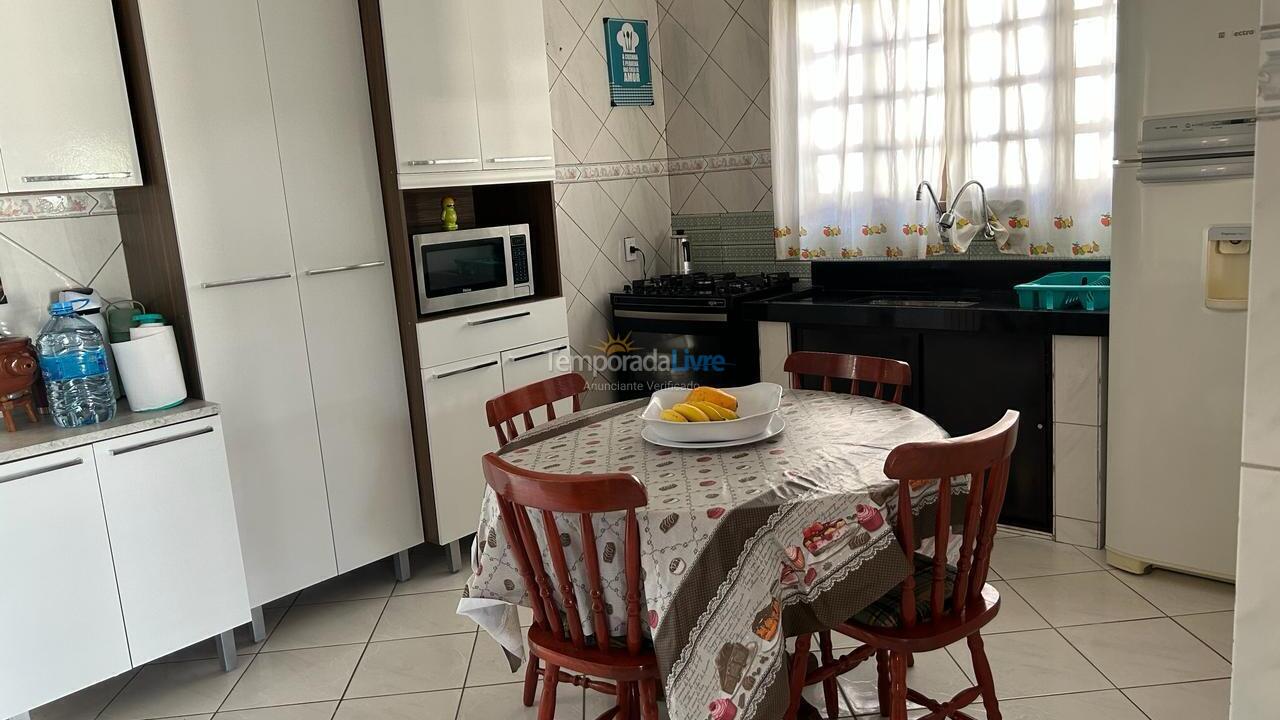 House for vacation rental in Itanhaém (Balneário Gaivotas)