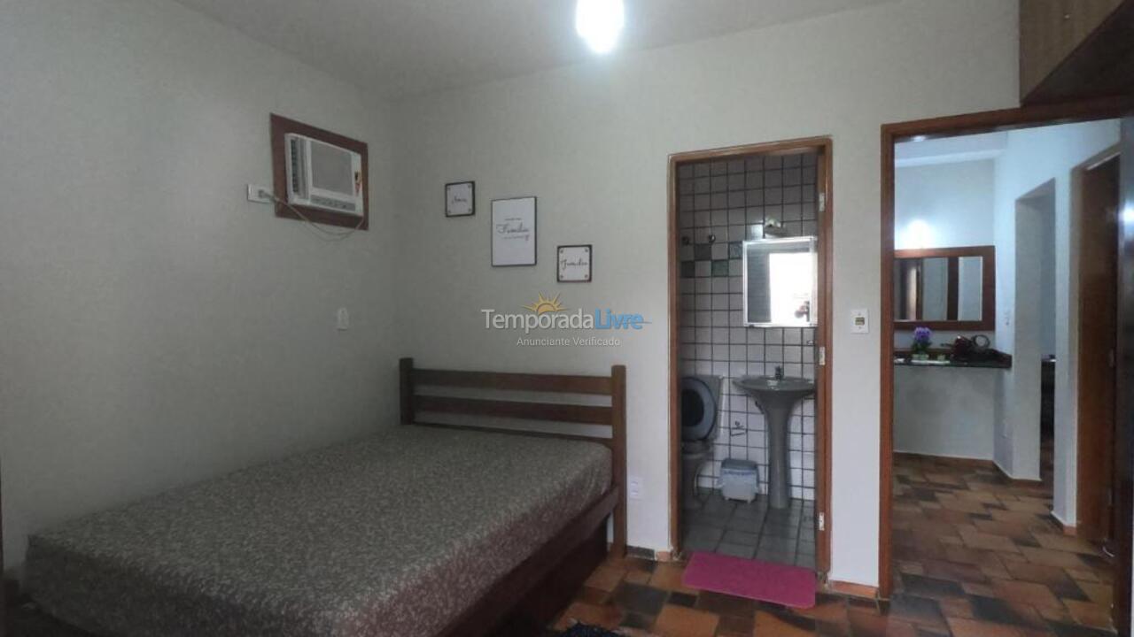 Apartamento para aluguel de temporada em Ubatuba (Praia Grande)