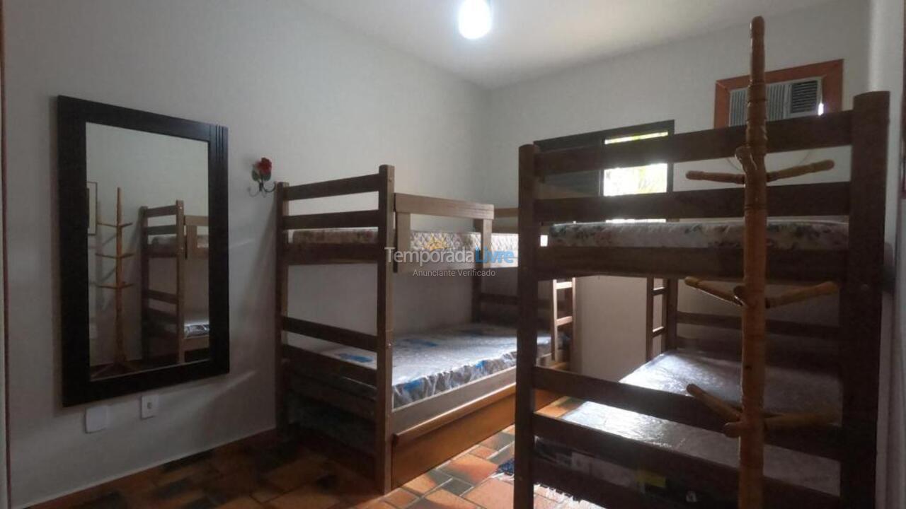 Apartamento para aluguel de temporada em Ubatuba (Praia Grande)