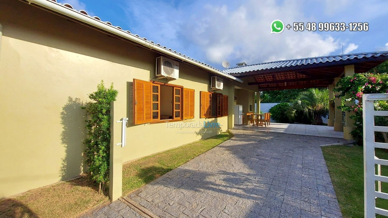 Casa para alquiler de vacaciones em Florianopolis (Praia dos Ingleses)