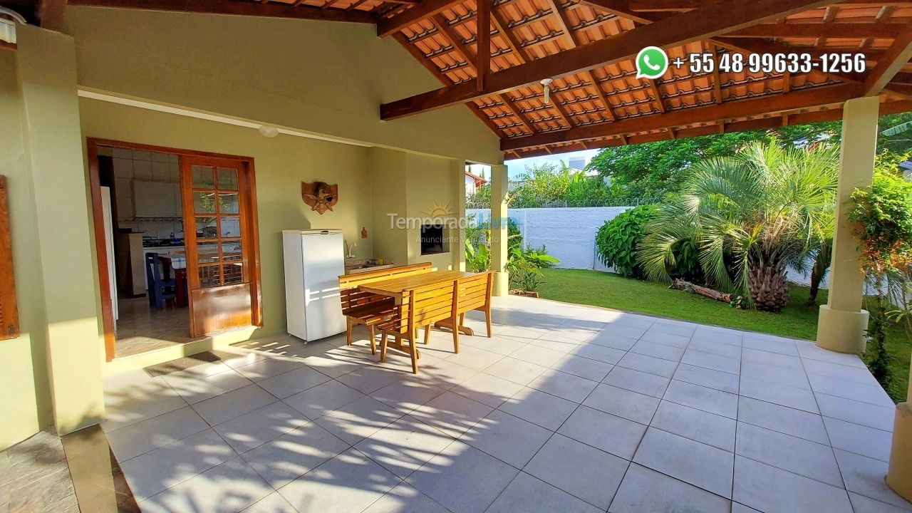 Casa para aluguel de temporada em Florianopolis (Praia dos Ingleses)