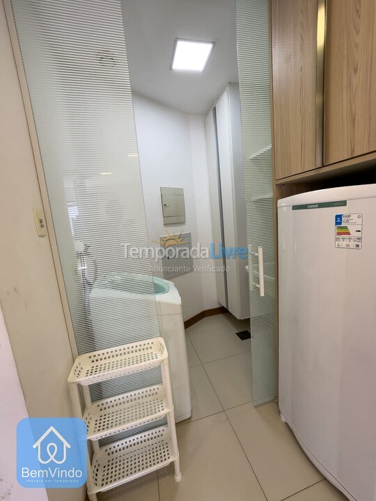 Apartamento para aluguel de temporada em Salvador (Caminho das árvores)