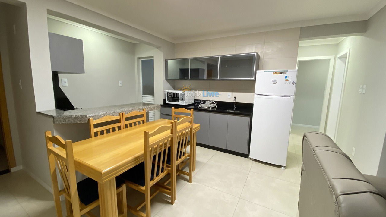 Apartamento para aluguel de temporada em Bombinhas (Canto Grande)