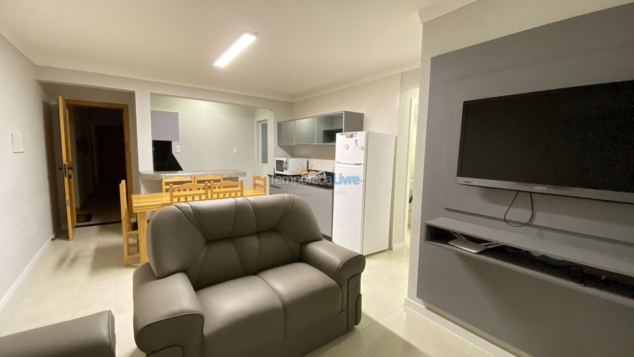 Apartamento para aluguel de temporada em Bombinhas (Canto Grande)