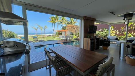 Beautiful House in Front of the Sea on Juquehy Beach - North Coast - SP