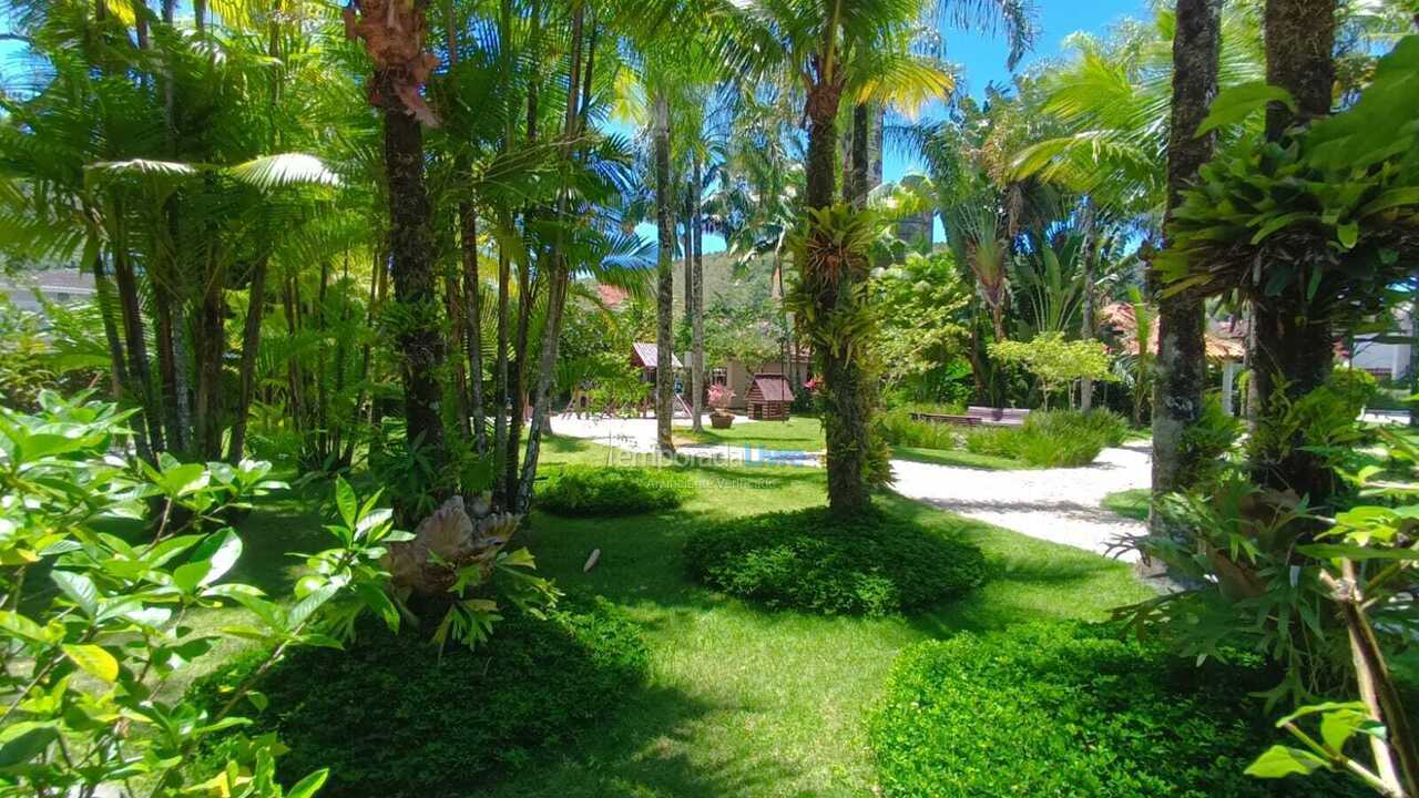 Casa para aluguel de temporada em São Sebastião (Praia da Baleia)