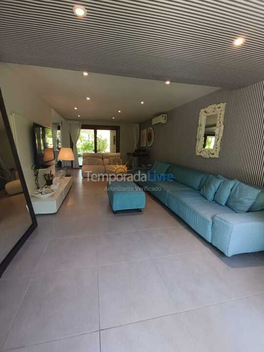 House for vacation rental in São Sebastião (Praia da Baleia)