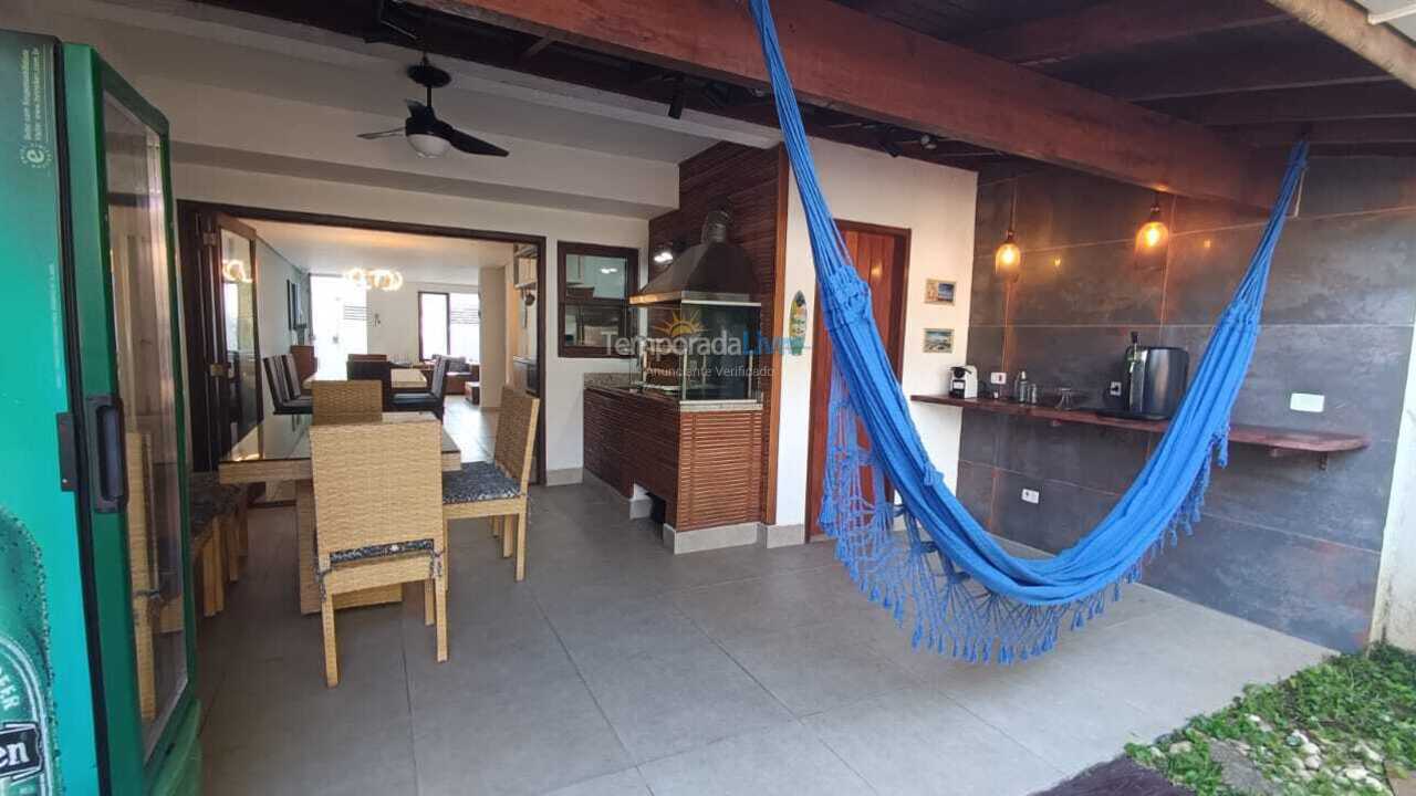 Casa para alquiler de vacaciones em São Sebastião (Juquehy)