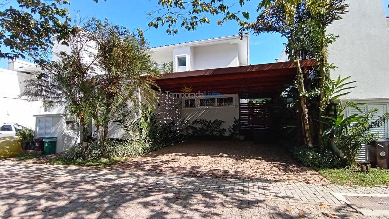 Casa para aluguel de temporada em São Sebastião (Juquehy)