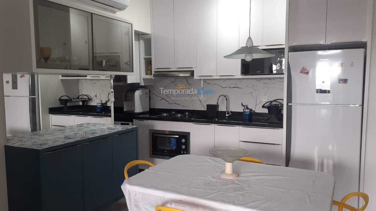 Apartamento para aluguel de temporada em Florianopolis (Praia dos Ingleses)