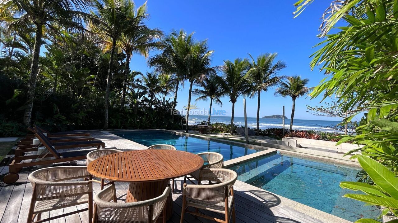 Casa para alquiler de vacaciones em São Sebastião (Praia da Baleia)