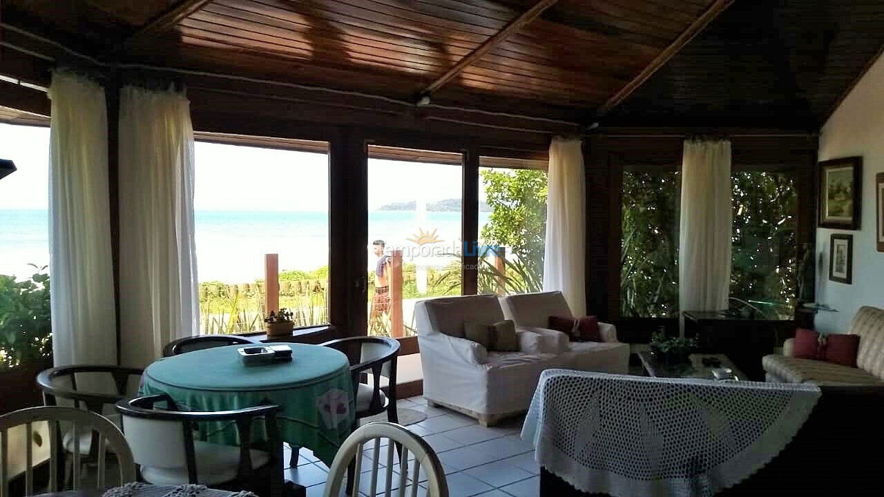 Casa para alquiler de vacaciones em Bombinhas (Praia de Bombas)