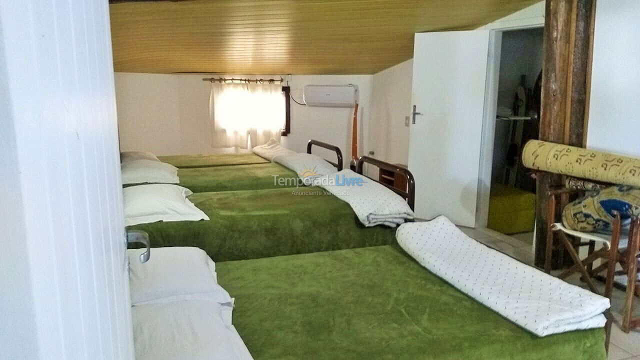 House for vacation rental in Bombinhas (Praia de Bombas)