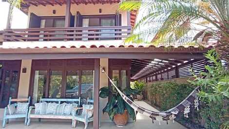 House in a condominium for rent on Baleia beach