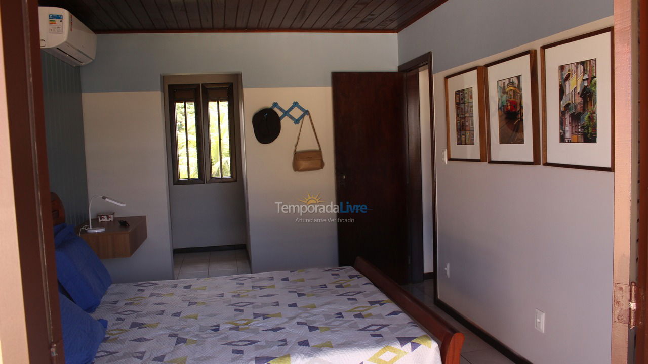 House for vacation rental in Camaçari (Praia de Guarajuba)