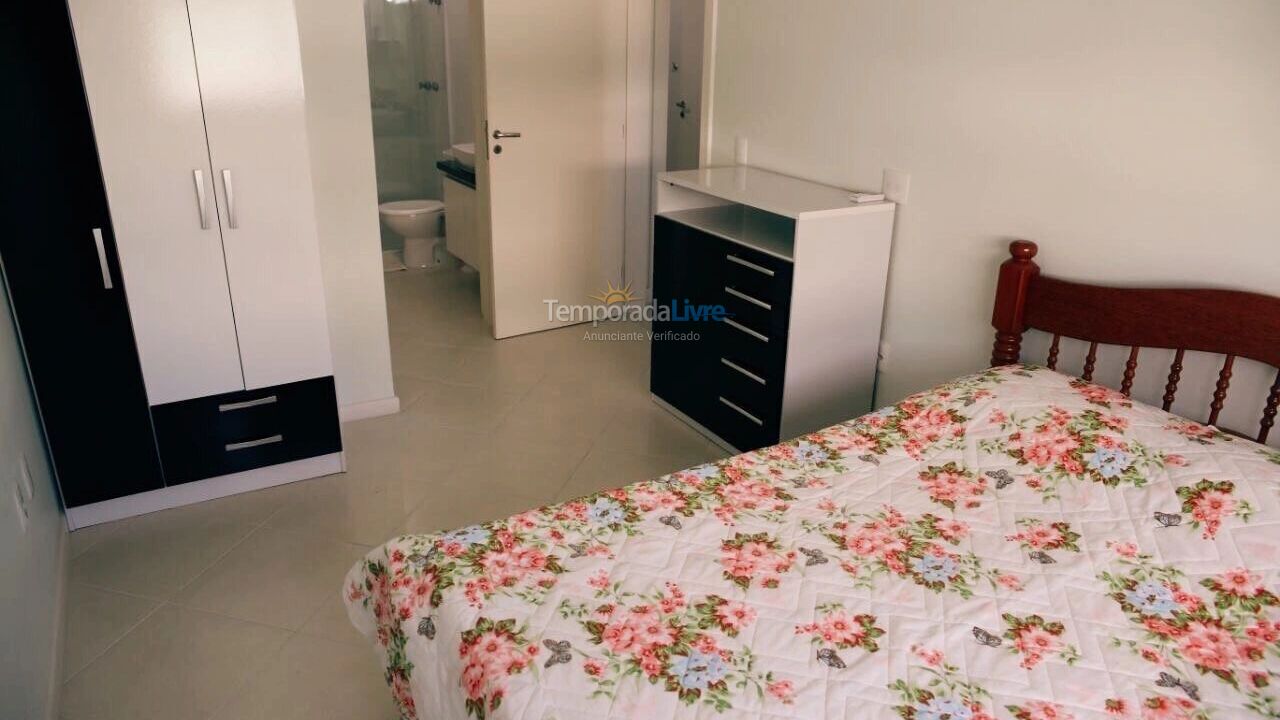 Apartamento para aluguel de temporada em Florianopolis (Praia dos Ingleses)