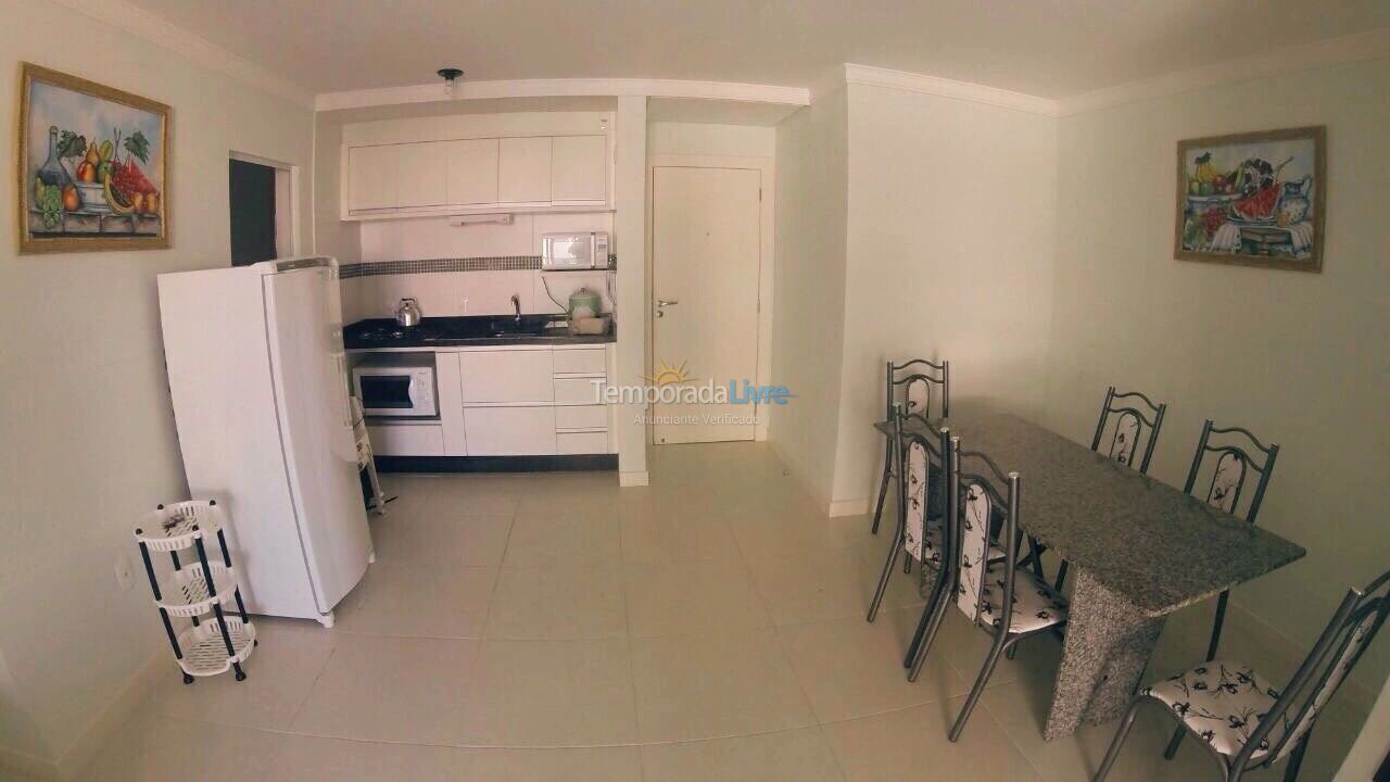 Apartamento para aluguel de temporada em Florianopolis (Praia dos Ingleses)