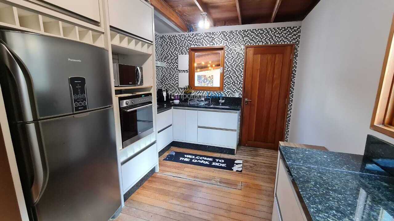 Casa para aluguel de temporada em Florianopolis (Praia dos Ingleses)