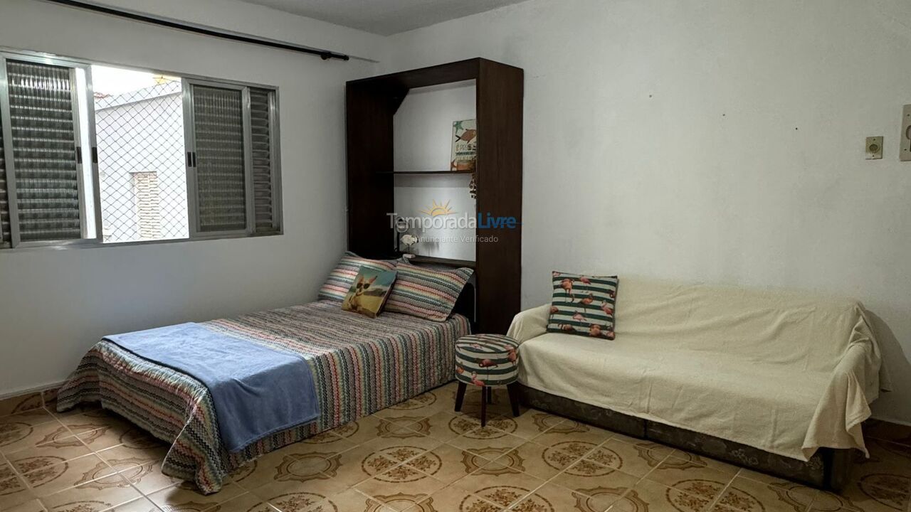 Apartment for vacation rental in Praia Grande (Vila Tupi)