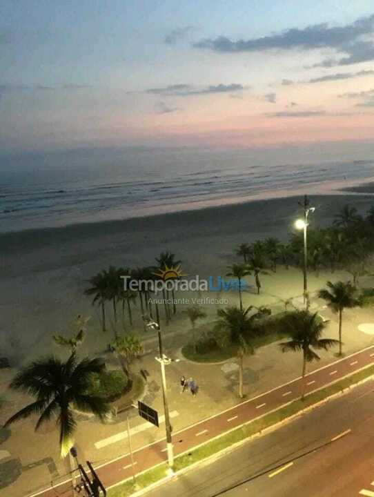 Apartamento para aluguel de temporada em Praia Grande (Vila Mirim)