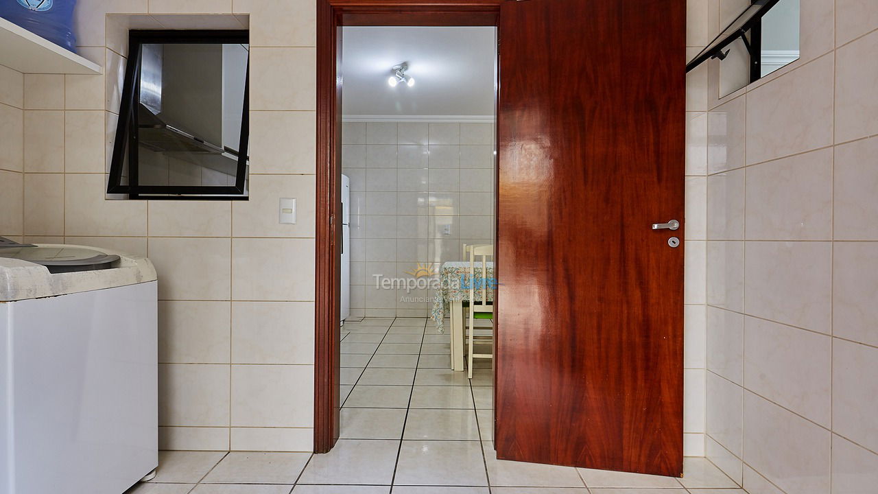 Apartment for vacation rental in Bombinhas (Bombinhas Centro)