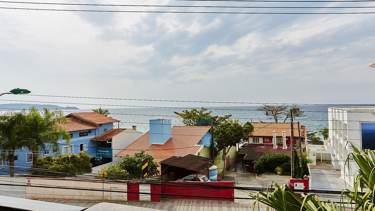 Apartamento para aluguel de temporada em Bombinhas (Bombinhas Centro)