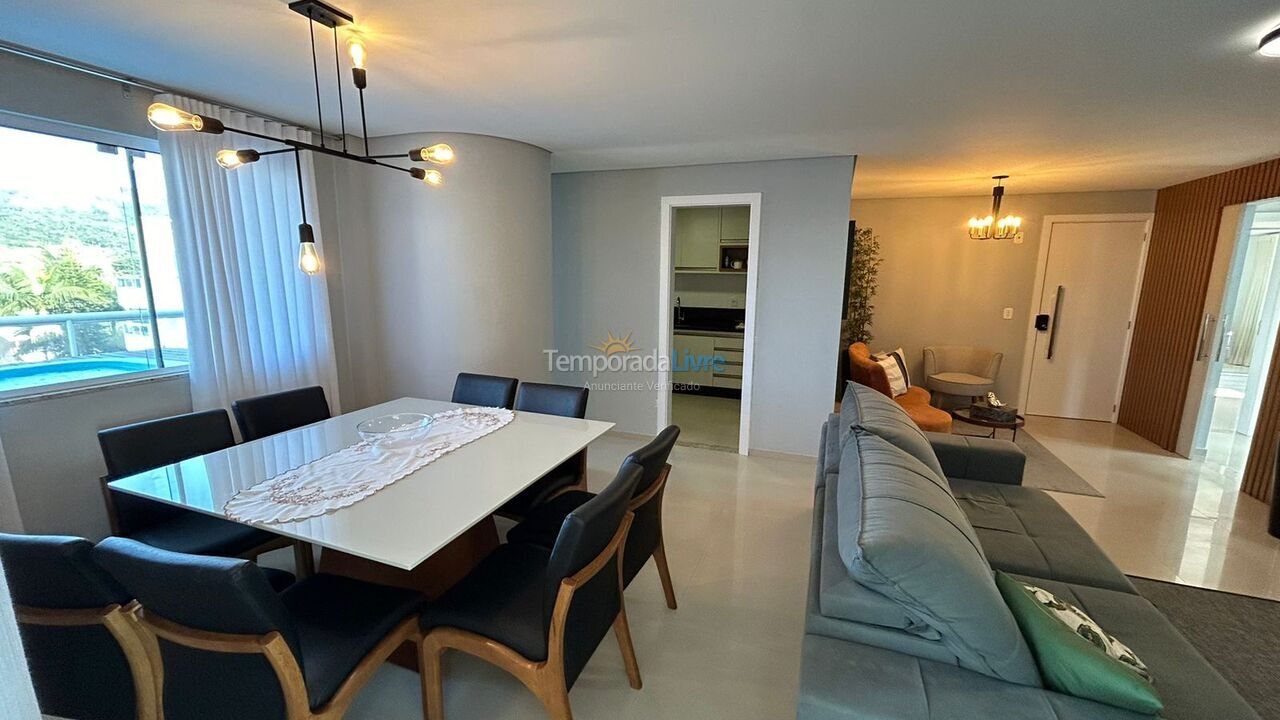 Apartment for vacation rental in Bombinhas (Praia de Bombas)