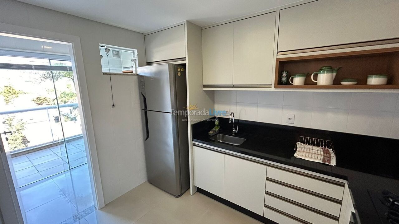 Apartamento para alquiler de vacaciones em Bombinhas (Praia de Bombas)