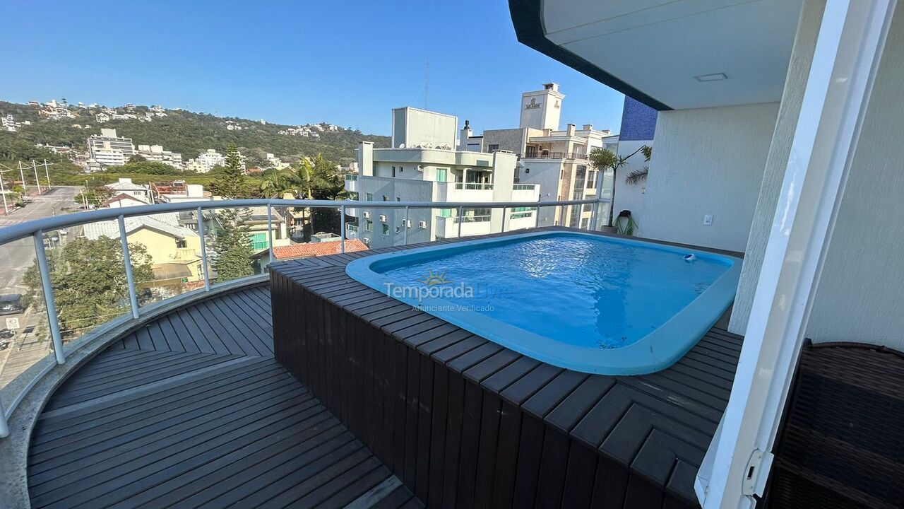 Apartment for vacation rental in Bombinhas (Praia de Bombas)