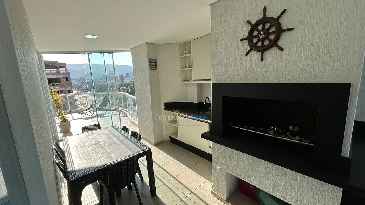 Apartment for vacation rental in Bombinhas (Praia de Bombas)